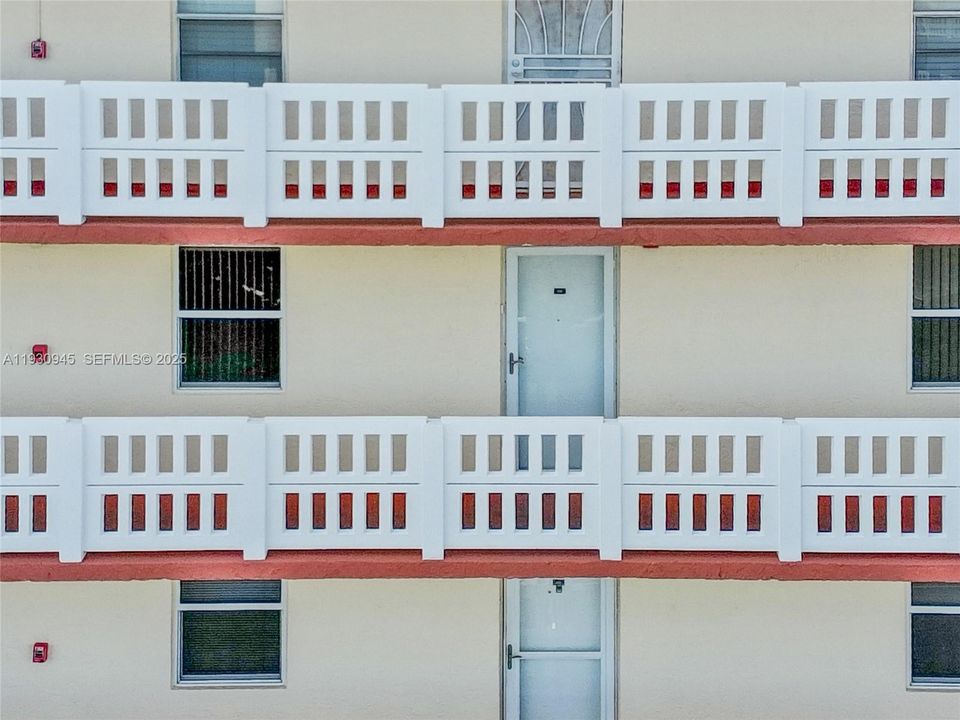 出租: $2,100 (2 贝兹, 2 浴室, 1190 平方英尺)