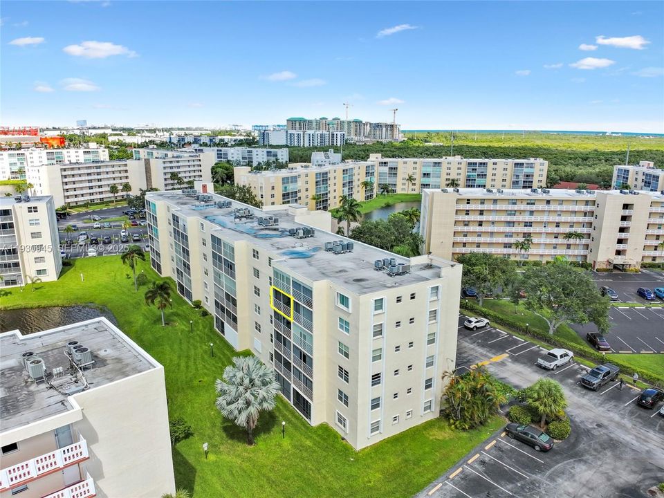 出租: $2,100 (2 贝兹, 2 浴室, 1190 平方英尺)