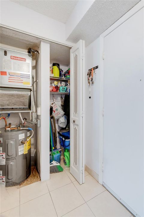 出租: $2,100 (2 贝兹, 2 浴室, 1190 平方英尺)