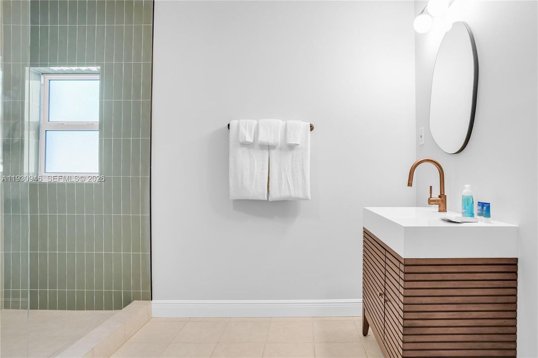 For Sale: $1,800,000 (4 beds, 4 baths, 2605 Square Feet)