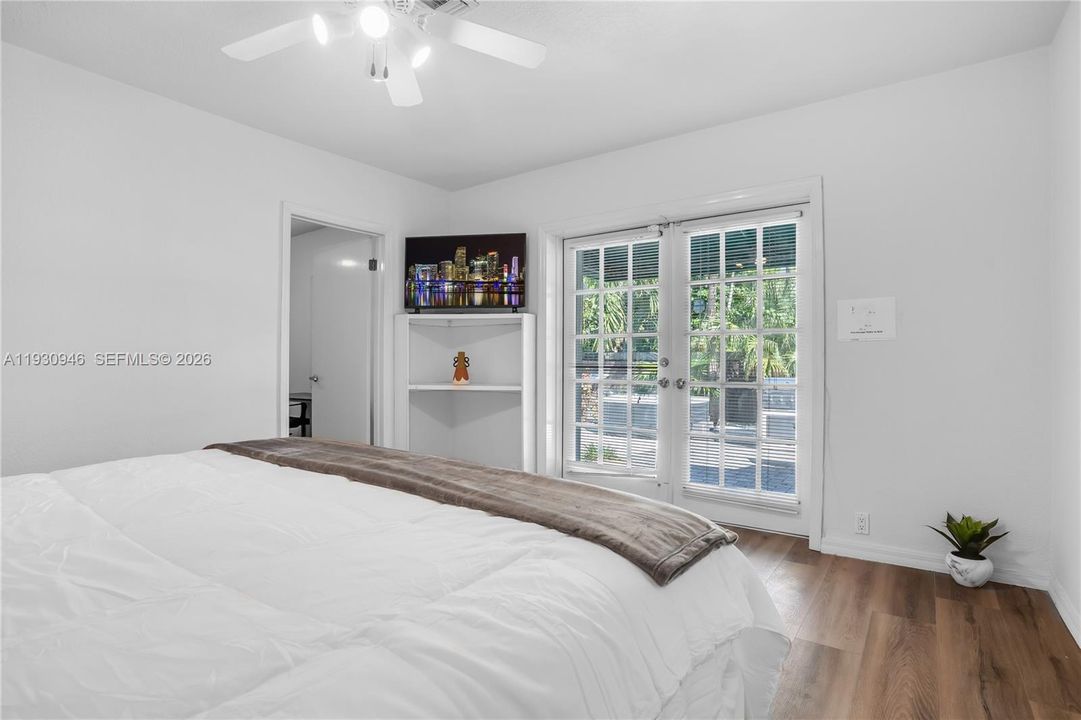 For Sale: $1,800,000 (4 beds, 4 baths, 2605 Square Feet)