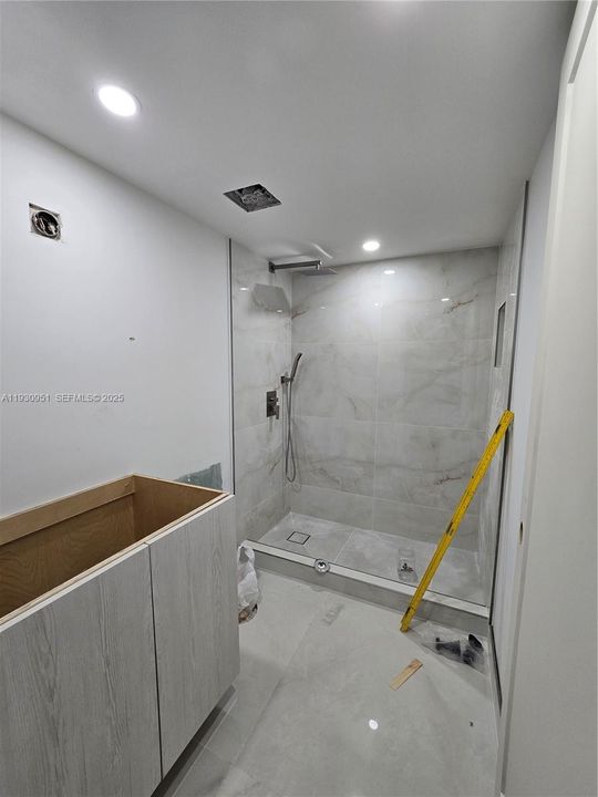 For Rent: $2,950 (3 beds, 2 baths, 1296 Square Feet)