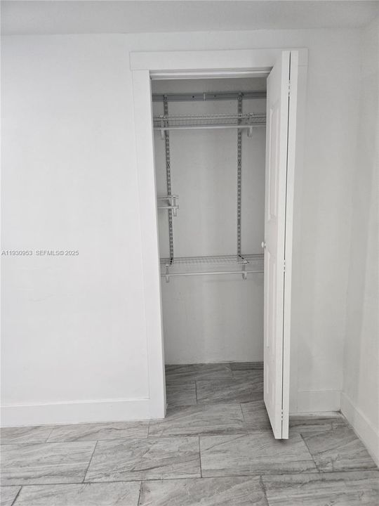 For Rent: $1,100 (0 beds, 1 baths, 400 Square Feet)