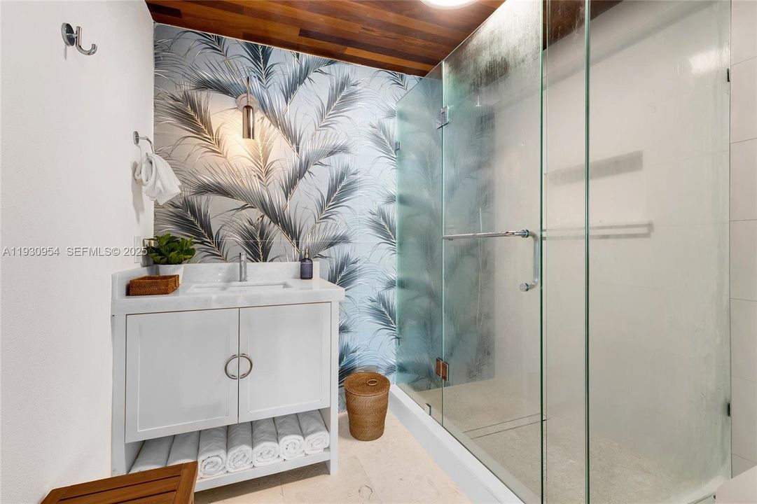 На продажу: $11,380,000 (4 спален, 5 ванн, 3723 Квадратных фут)