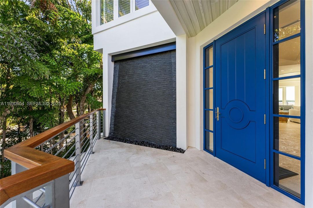 На продажу: $11,380,000 (4 спален, 5 ванн, 3723 Квадратных фут)