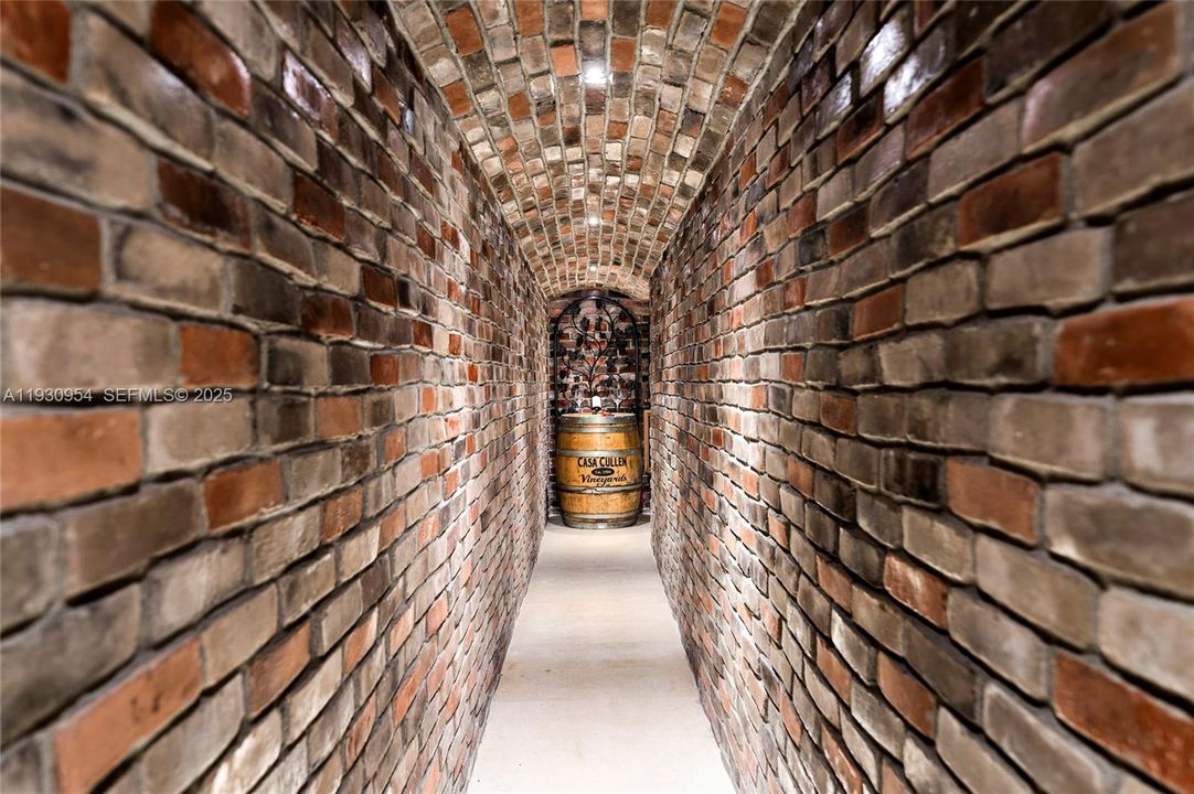 На продажу: $11,380,000 (4 спален, 5 ванн, 3723 Квадратных фут)