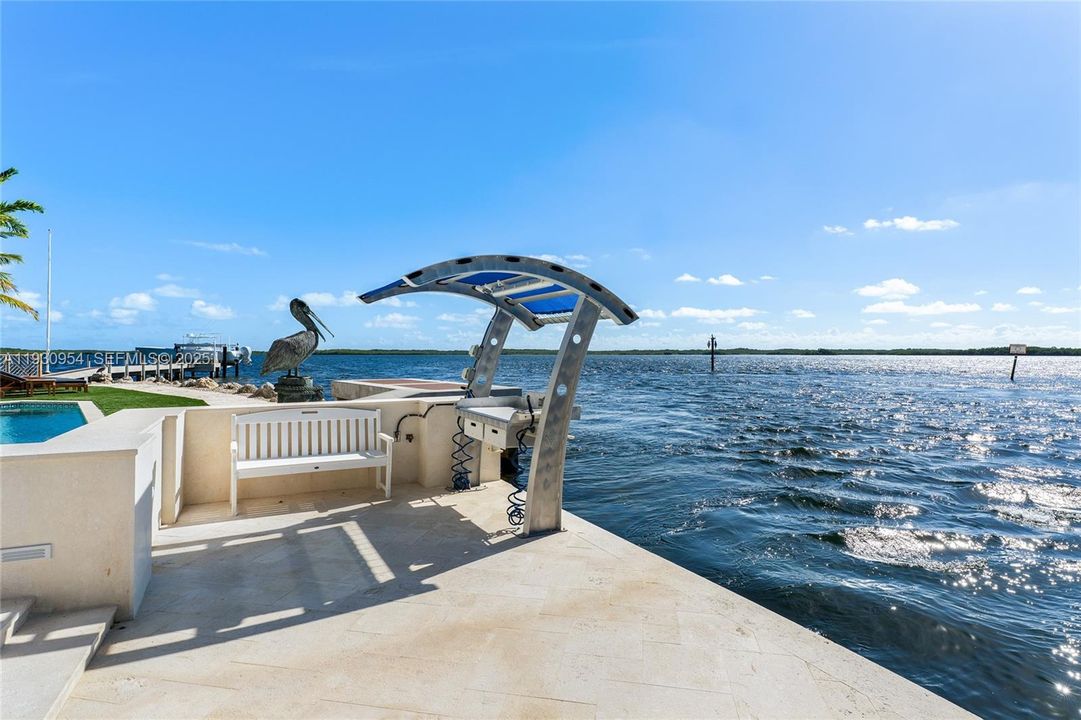 На продажу: $11,380,000 (4 спален, 5 ванн, 3723 Квадратных фут)