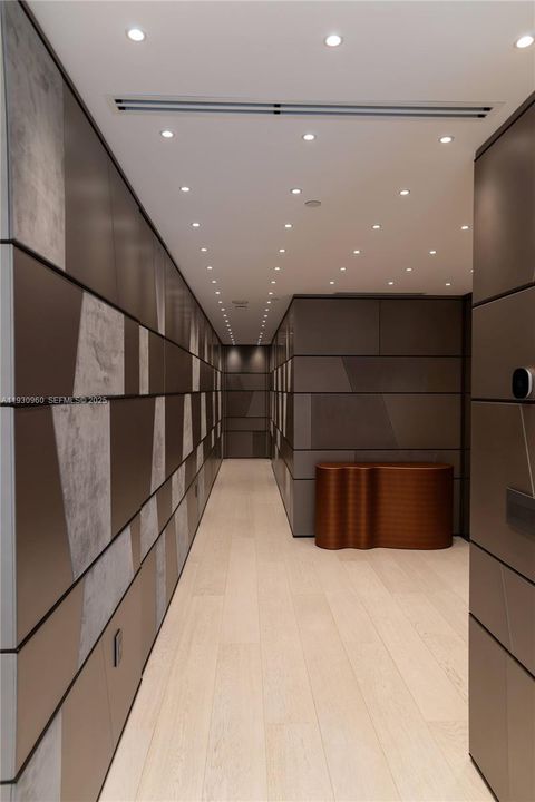 待售: $5,495,000 (3 贝兹, 3 浴室, 3110 平方英尺)