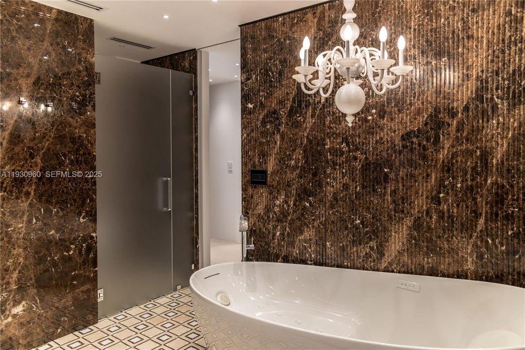 待售: $5,495,000 (3 贝兹, 3 浴室, 3110 平方英尺)