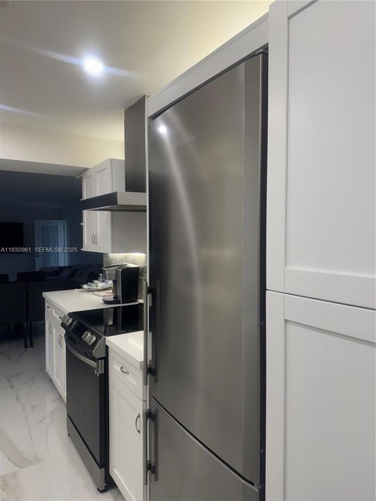 В аренду: $2,800 (2 спален, 1 ванн, 967 Квадратных фут)