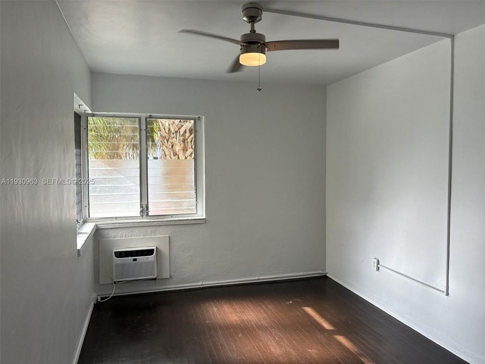 В аренду: $1,900 (1 спален, 1 ванн, 560 Квадратных фут)