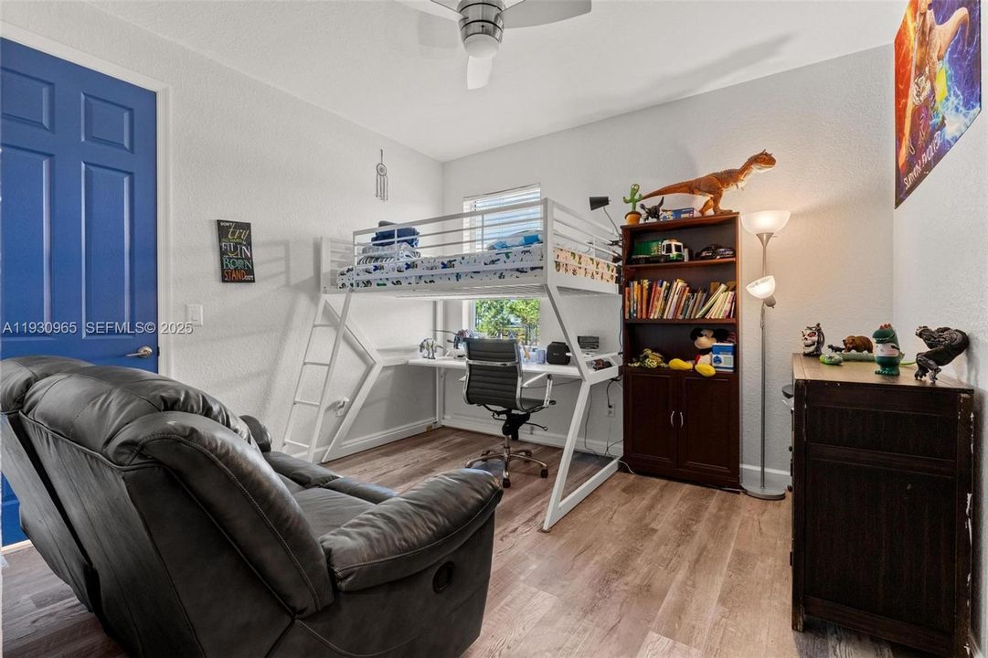 For Sale: $774,000 (6 beds, 4 baths, 3361 Square Feet)