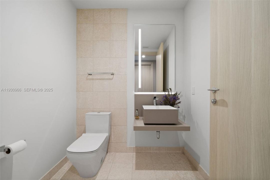 На продажу: $4,000,000 (4 спален, 4 ванн, 2418 Квадратных фут)