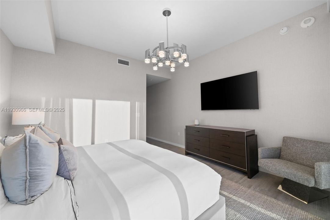 На продажу: $4,000,000 (4 спален, 4 ванн, 2418 Квадратных фут)