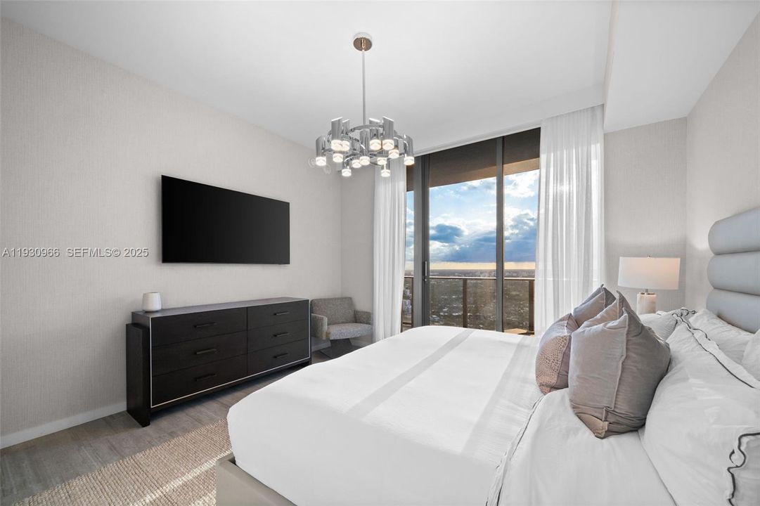 На продажу: $4,000,000 (4 спален, 4 ванн, 2418 Квадратных фут)