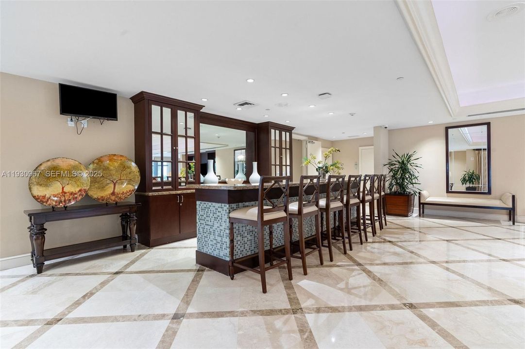 En Venta: $540,000 (2 camas, 2 baños, 1320 Pies cuadrados)