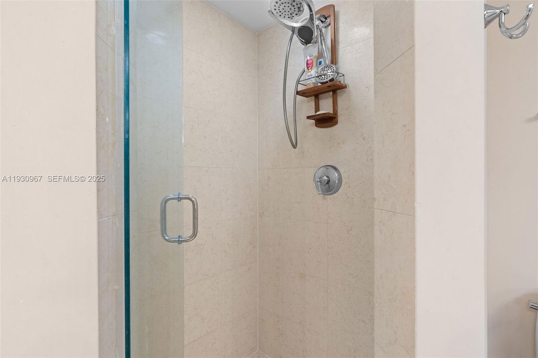 En Venta: $540,000 (2 camas, 2 baños, 1320 Pies cuadrados)