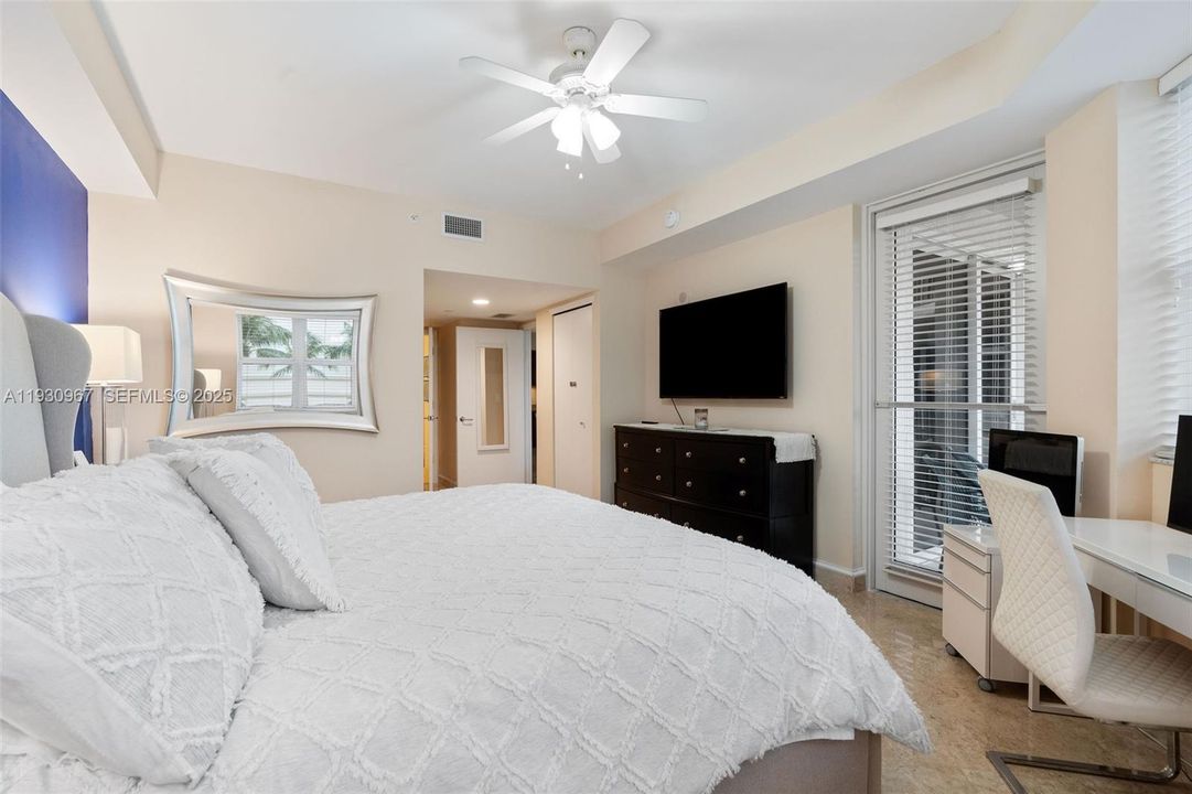 En Venta: $540,000 (2 camas, 2 baños, 1320 Pies cuadrados)