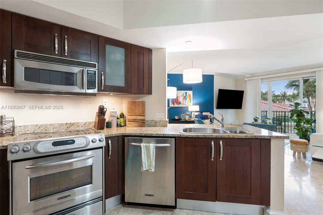 En Venta: $540,000 (2 camas, 2 baños, 1320 Pies cuadrados)