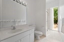 На продажу: $1,300,000 (5 спален, 4 ванн, 3194 Квадратных фут)