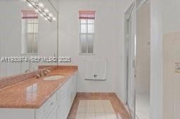 На продажу: $1,300,000 (5 спален, 4 ванн, 3194 Квадратных фут)