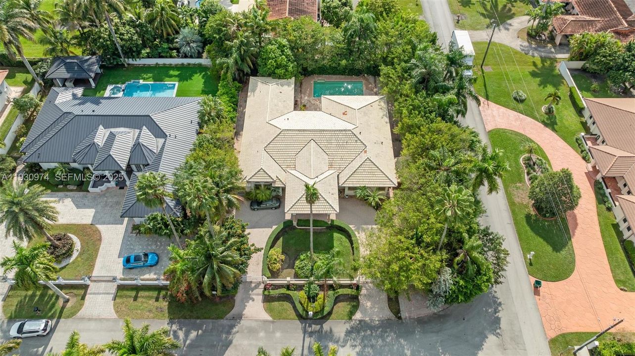 На продажу: $1,300,000 (5 спален, 4 ванн, 3194 Квадратных фут)