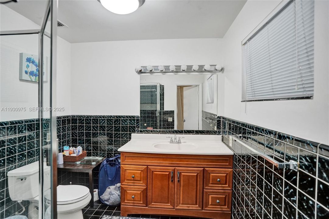 出租: $7,000 (2 贝兹, 2 浴室, 1400 平方英尺)