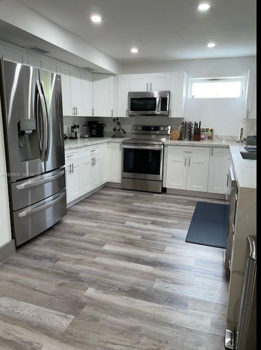 En Renta: $4,500 (4 camas, 2 baños, 2352 Pies cuadrados)