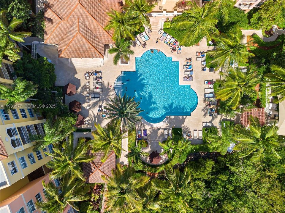 For Sale: $598,000 (3 beds, 2 baths, 1320 Square Feet)