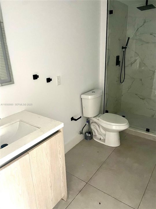 В аренду: $2,550 (2 спален, 1 ванн, 750 Квадратных фут)