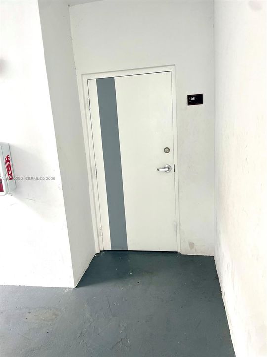 В аренду: $2,550 (2 спален, 1 ванн, 750 Квадратных фут)