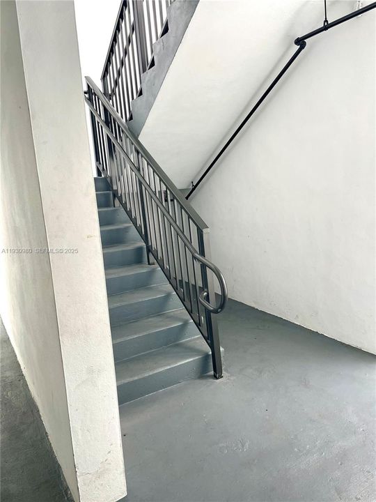 В аренду: $2,550 (2 спален, 1 ванн, 750 Квадратных фут)