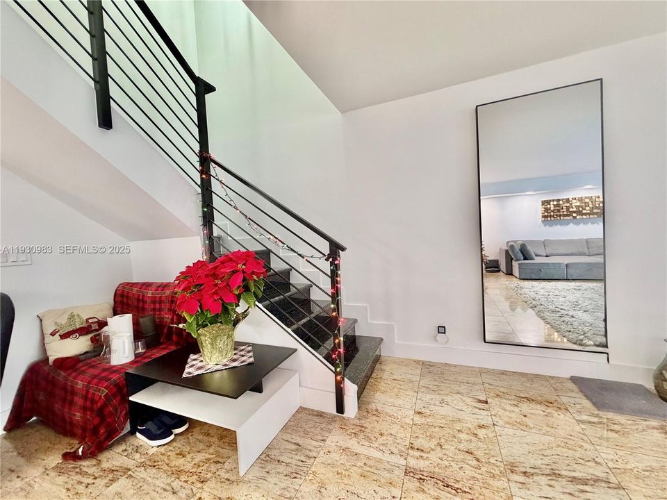 En Venta: $679,000 (3 camas, 2 baños, 1804 Pies cuadrados)