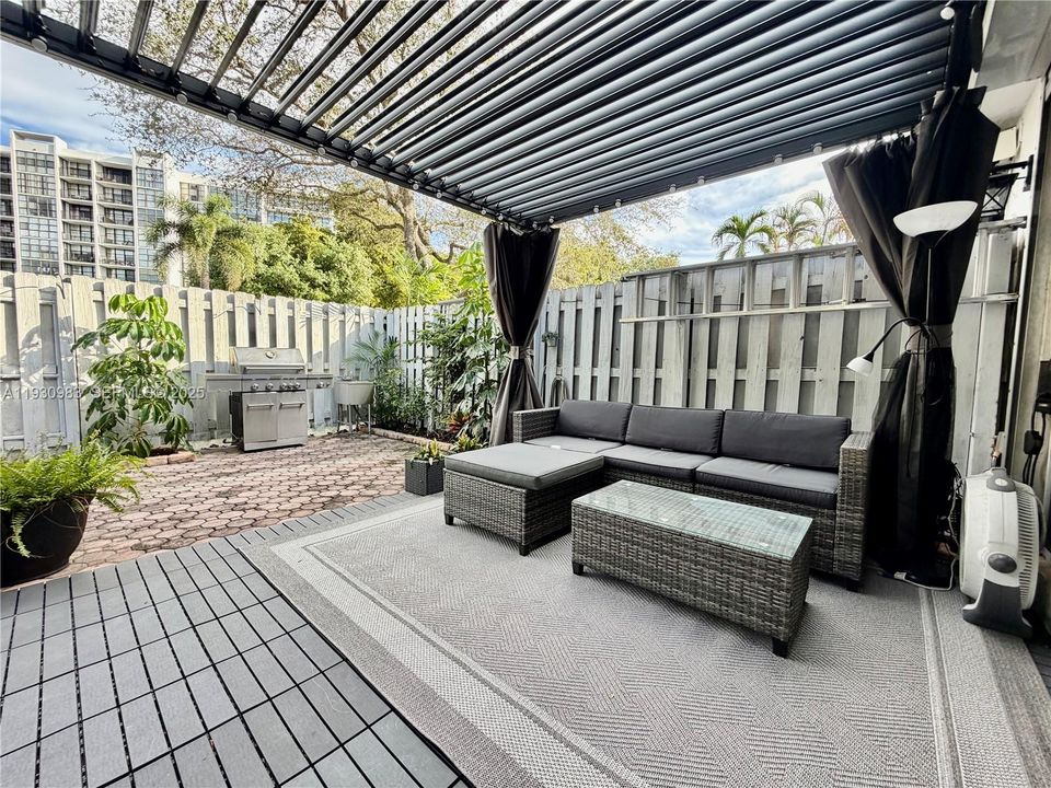 En Venta: $679,000 (3 camas, 2 baños, 1804 Pies cuadrados)