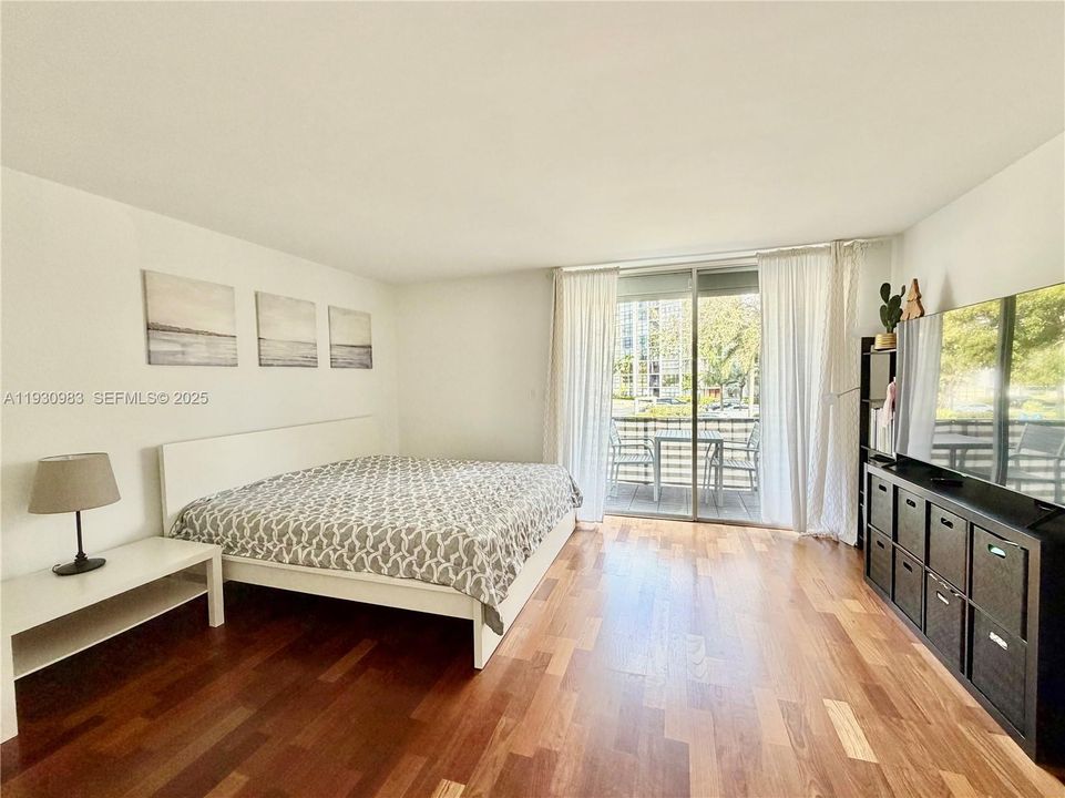 En Venta: $679,000 (3 camas, 2 baños, 1804 Pies cuadrados)