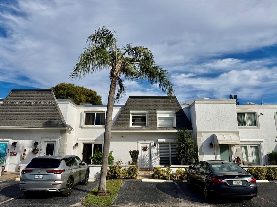 En Venta: $679,000 (3 camas, 2 baños, 1804 Pies cuadrados)