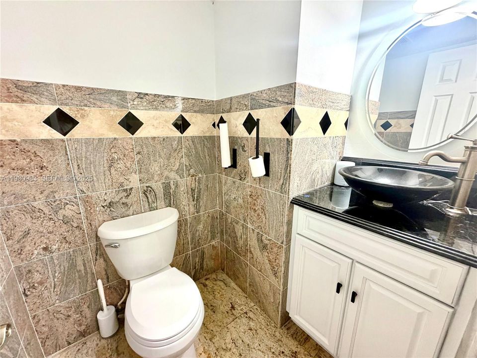 En Venta: $679,000 (3 camas, 2 baños, 1804 Pies cuadrados)