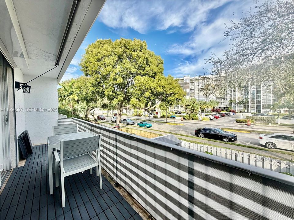 En Venta: $679,000 (3 camas, 2 baños, 1804 Pies cuadrados)