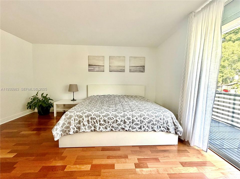 En Venta: $679,000 (3 camas, 2 baños, 1804 Pies cuadrados)