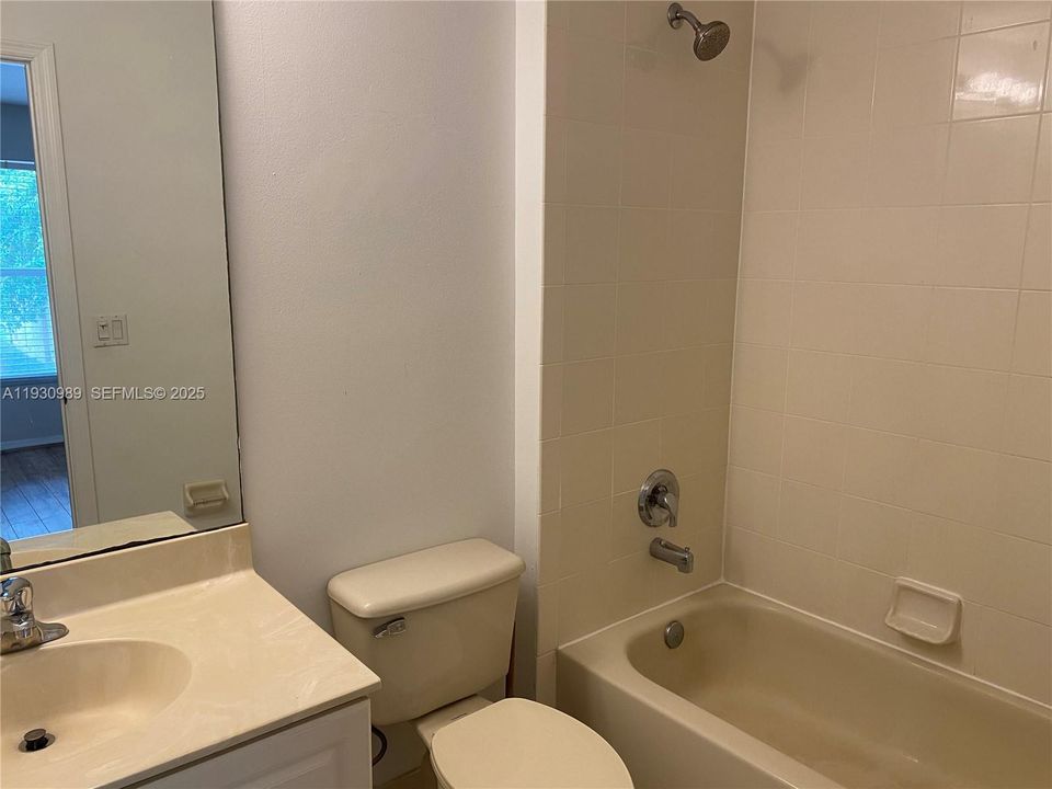 For Rent: $4,000 (2 beds, 2 baths, 1623 Square Feet)
