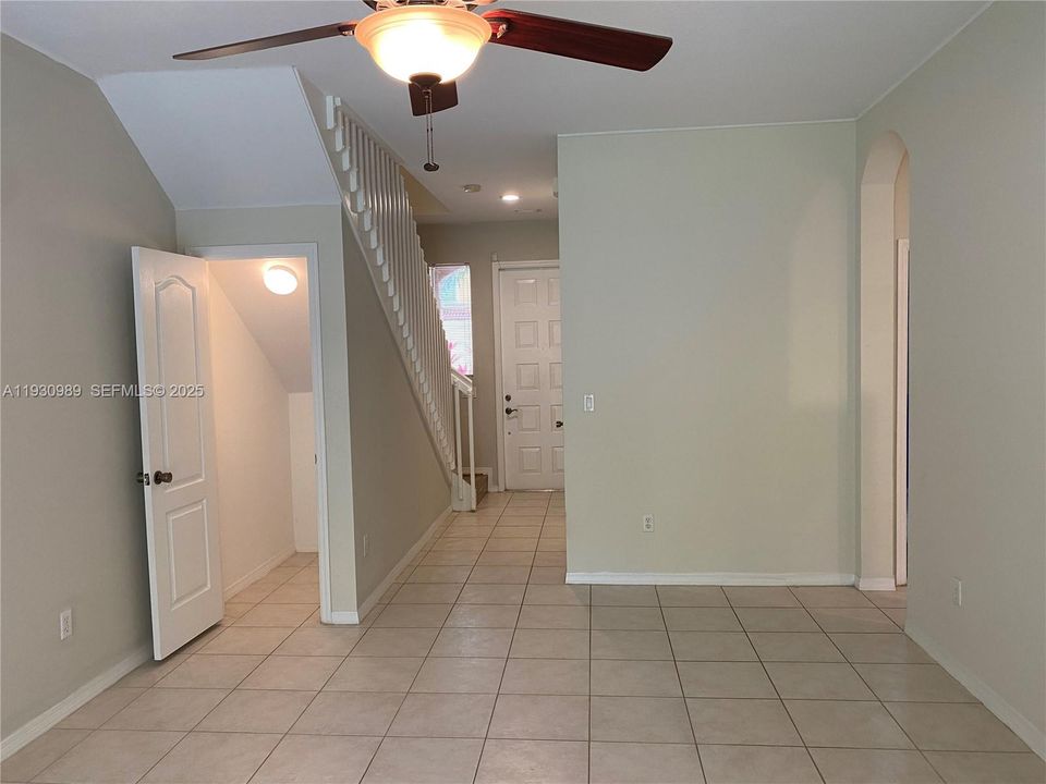 For Rent: $4,000 (2 beds, 2 baths, 1623 Square Feet)