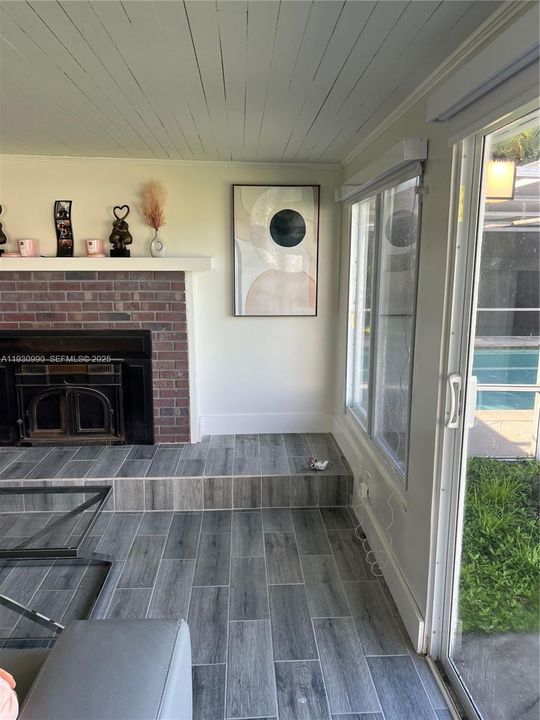 待售: $750,000 (3 贝兹, 2 浴室, 1850 平方英尺)