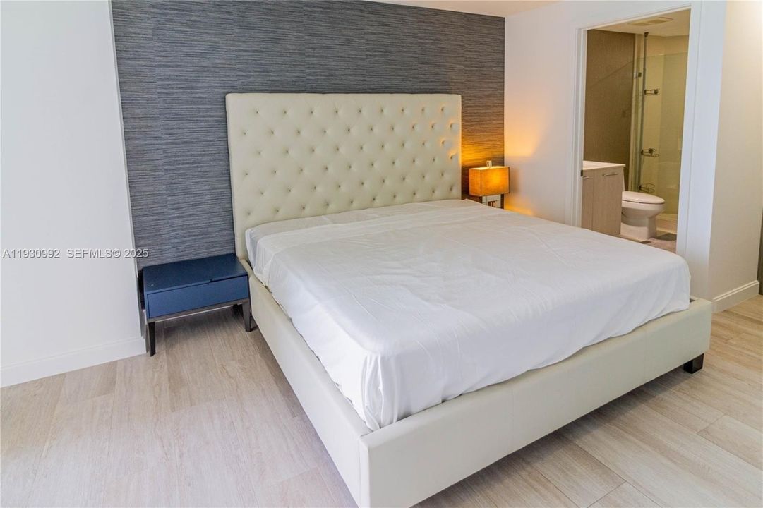 En Renta: $6,250 (2 camas, 2 baños, 1042 Pies cuadrados)