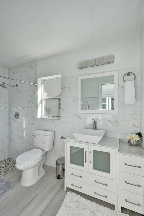 En Renta: $5,800 (5 camas, 3 baños, 3296 Pies cuadrados)