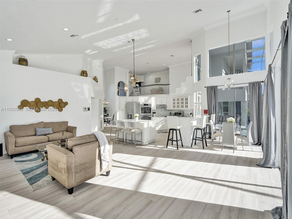 En Renta: $5,800 (5 camas, 3 baños, 3296 Pies cuadrados)