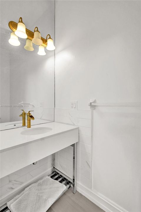 En Renta: $5,800 (5 camas, 3 baños, 3296 Pies cuadrados)