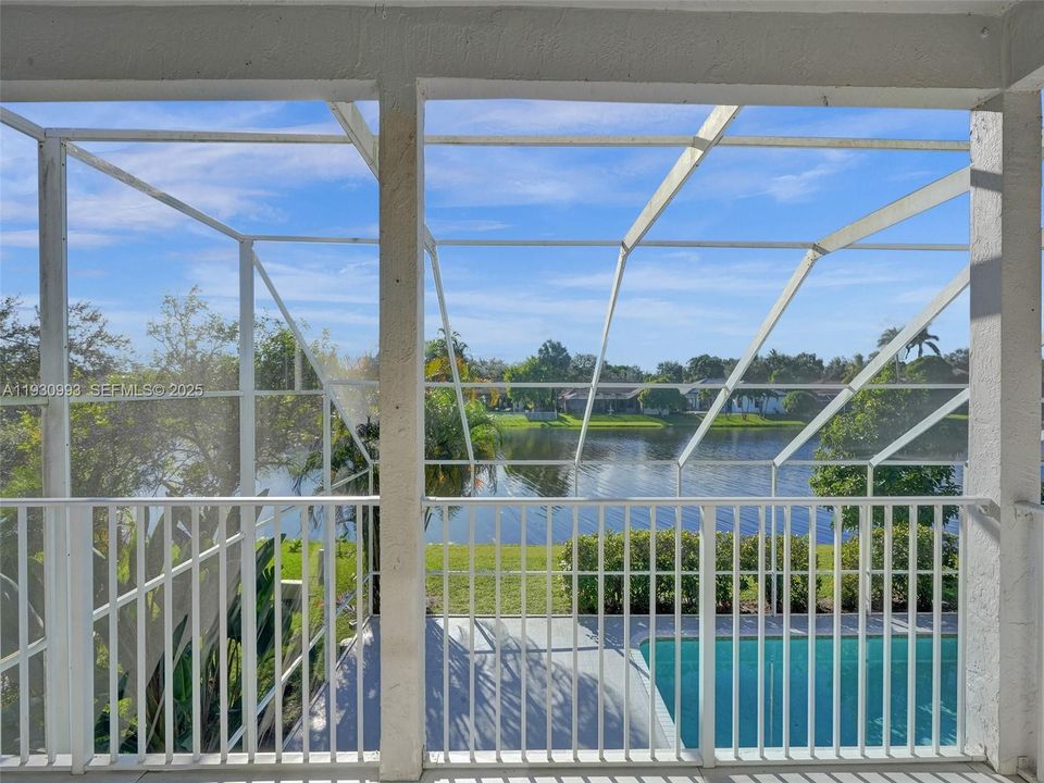 En Renta: $5,800 (5 camas, 3 baños, 3296 Pies cuadrados)