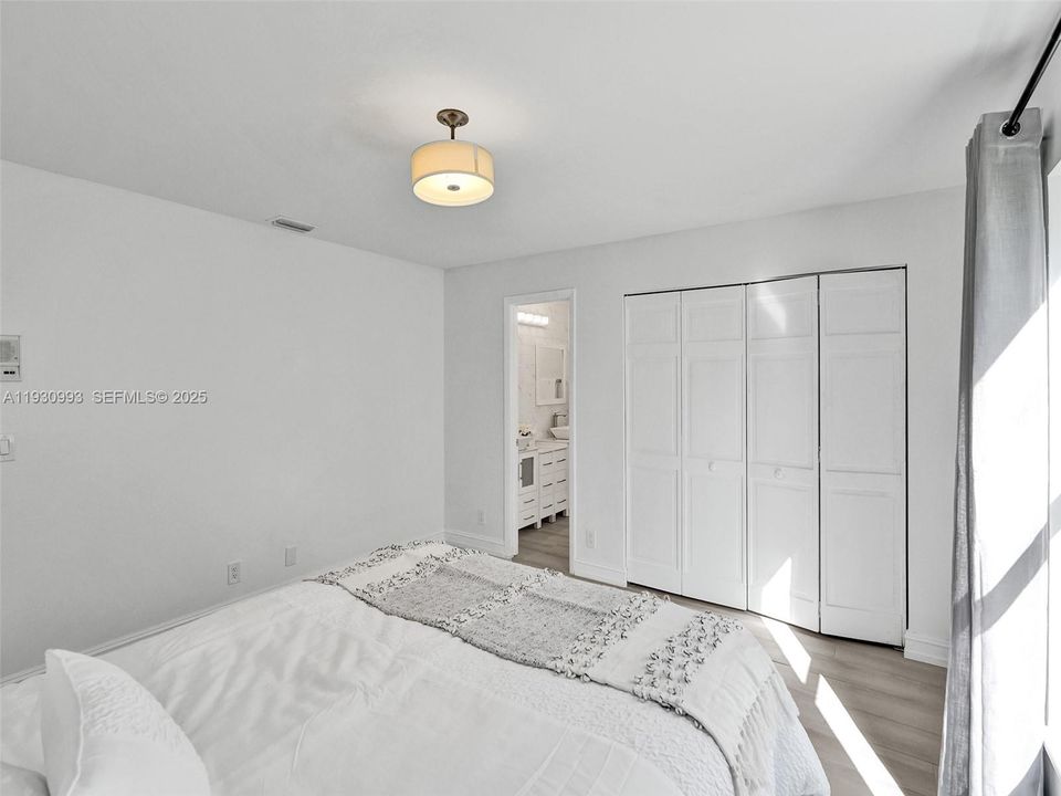 En Renta: $5,800 (5 camas, 3 baños, 3296 Pies cuadrados)