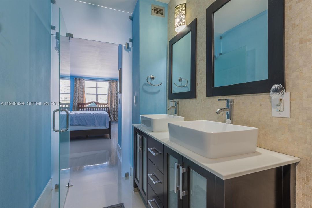 En Venta: $399,000 (2 camas, 2 baños, 1240 Pies cuadrados)