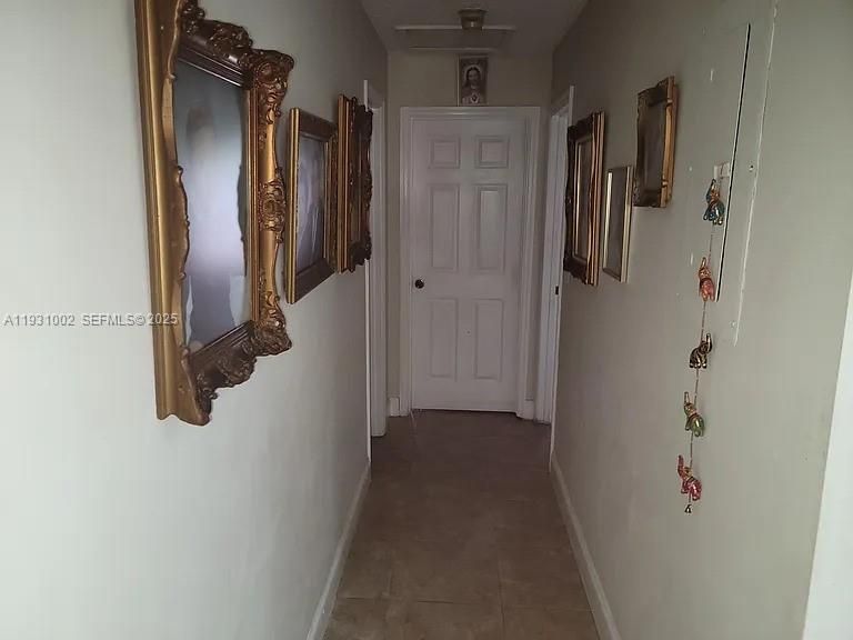 For Rent: $2,700 (2 beds, 2 baths, 1236 Square Feet)